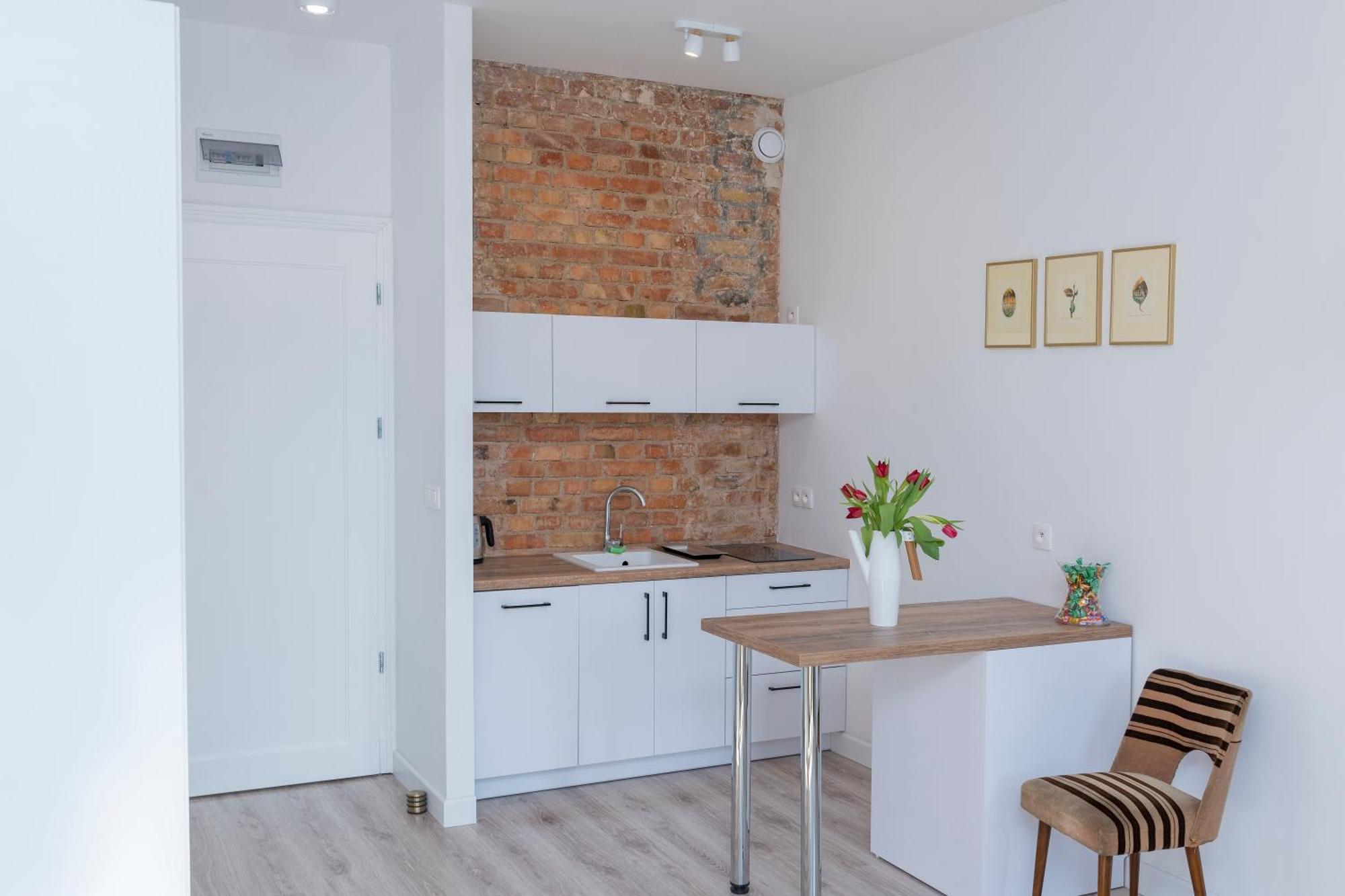 Provenir Strzelecka 25 Poznan