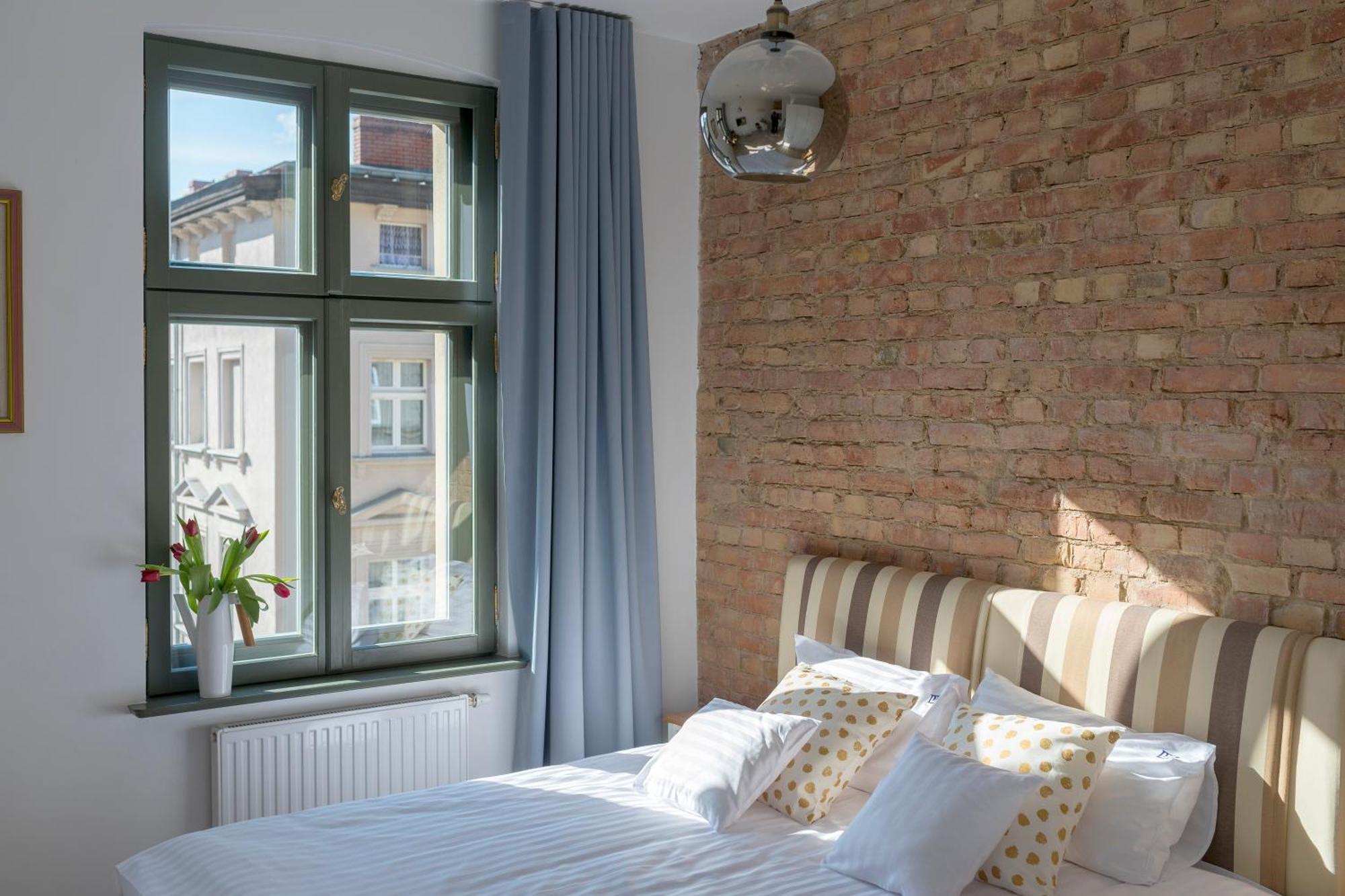 Provenir Strzelecka 25